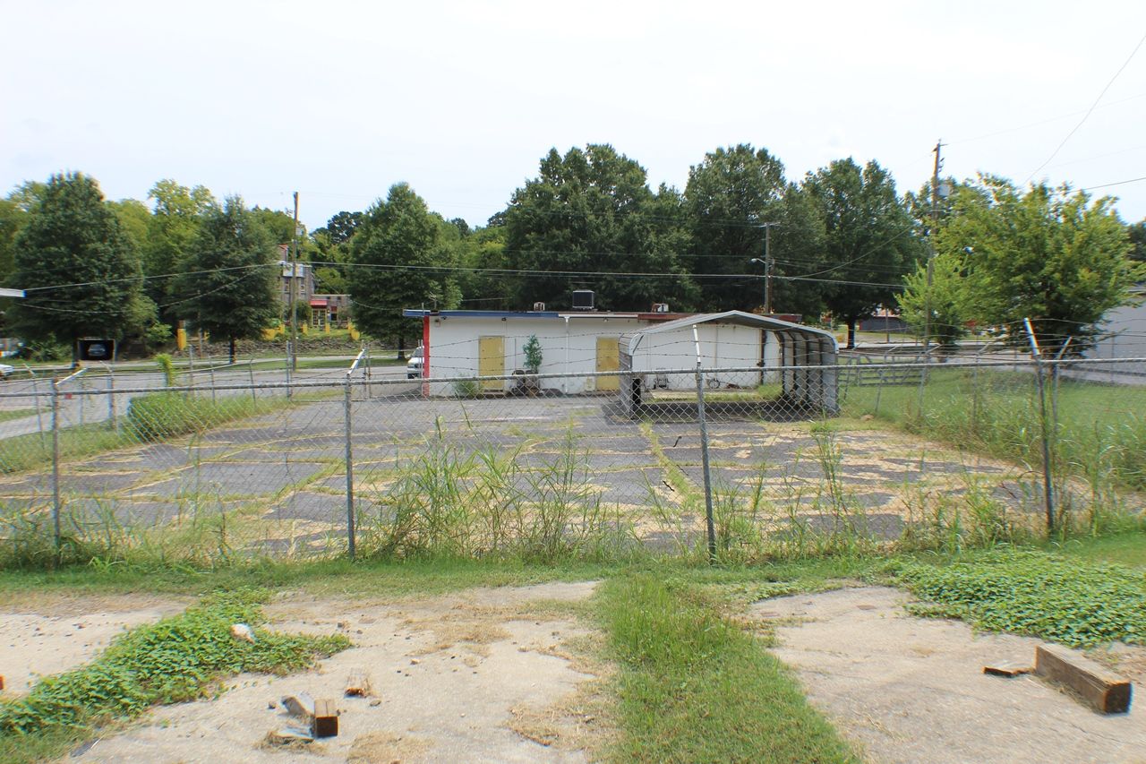633 E Grand Ave, Hot Springs, AR 71901